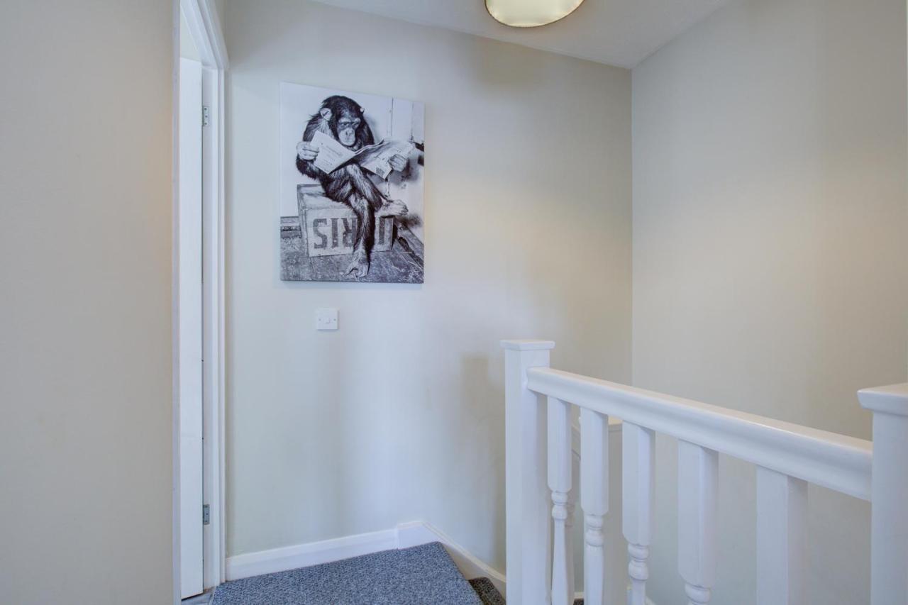 Windsor Burnham Ascot Haven Sleeps 4 Villa Slough Esterno foto
